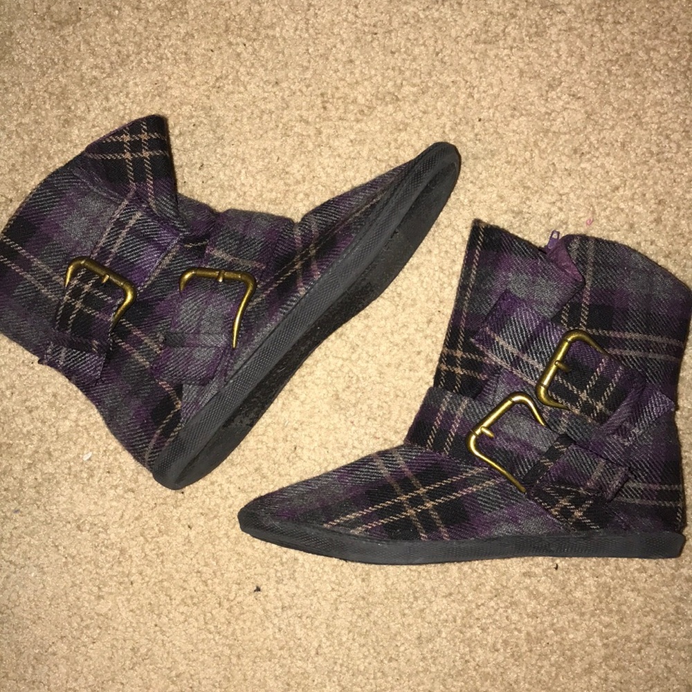 Purple plaid flat booties